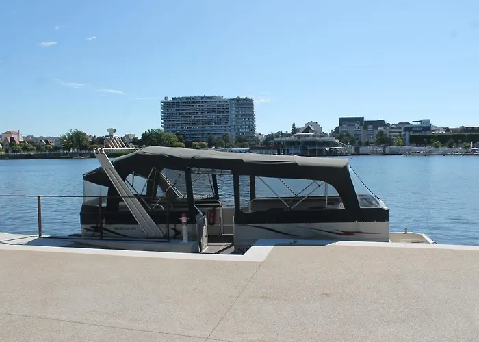 L'escale Дом отдыха Виши